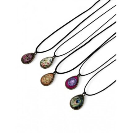 GLASS DROP-SHAPED LEATHER NECKLACE