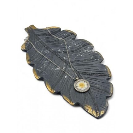 ZIRCON-SET DRIED DAISY-STYLE NECKLACE