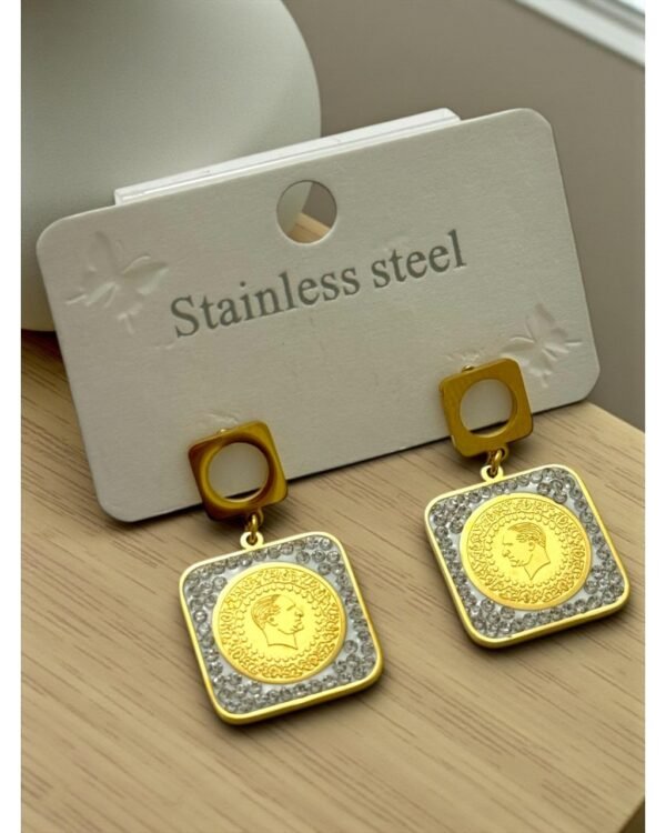 SQUARE LIRA STEEL EARRINGS WITH GOLD-COLORED STONES