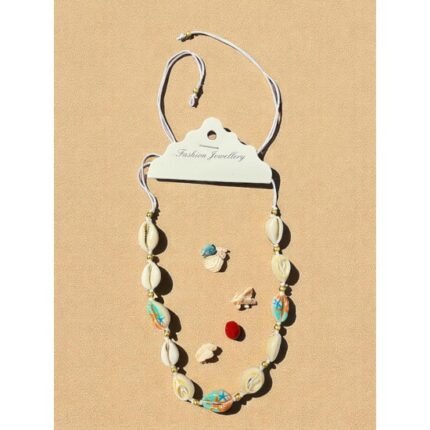 STAR-PRINTED SEA SHELL NECKLACE